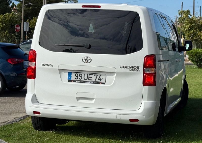 Toyota Previa • 2018 • 100,000 km 3