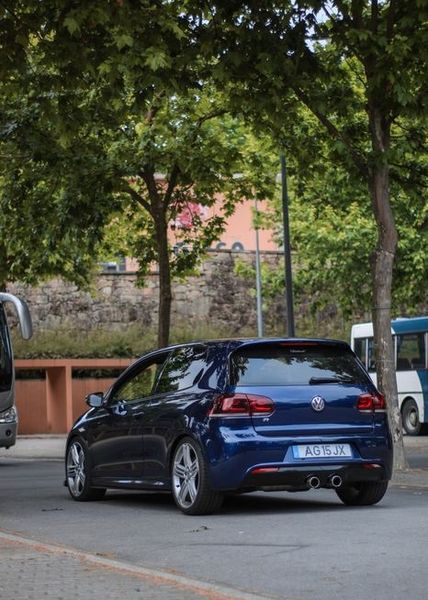 Volkswagen Golf • 2010 • 129,000 km 2