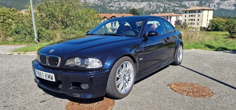 BMW M3 • 2004 • 186,000 km 1