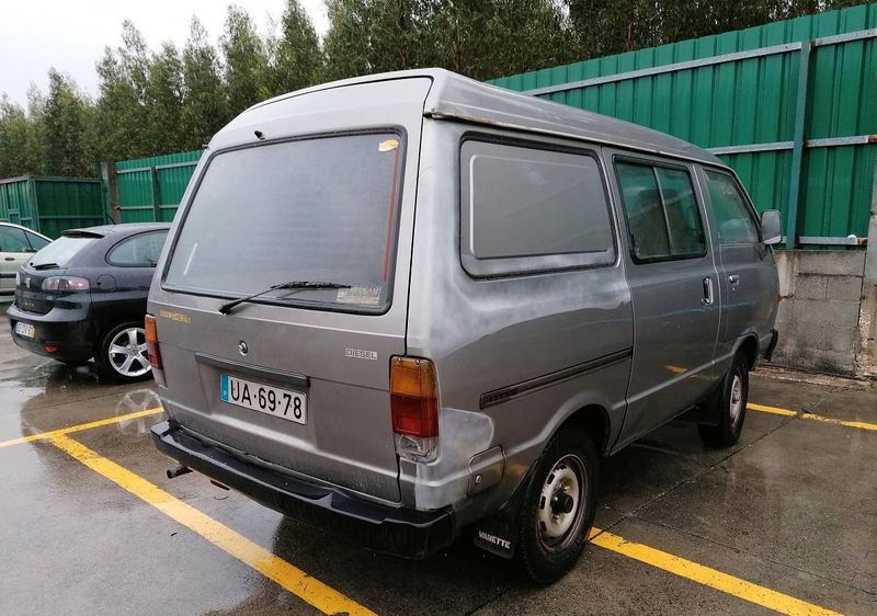 Nissan Vanette • 1987 • 200,000 km 4