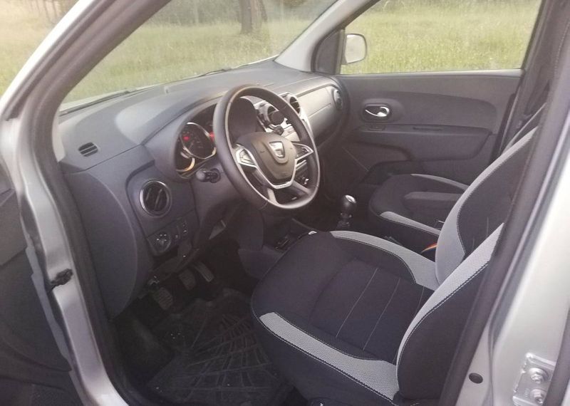 Dacia Lodgy • 2018 • 83,000 km 4