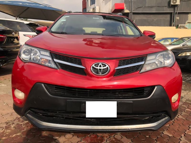 Toyota RAV4 • 2018 • 50,000 km 1