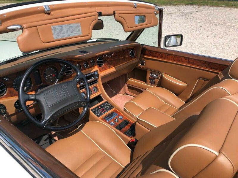 Rolls-Royce Corniche • 1993 • 51,500 km 4