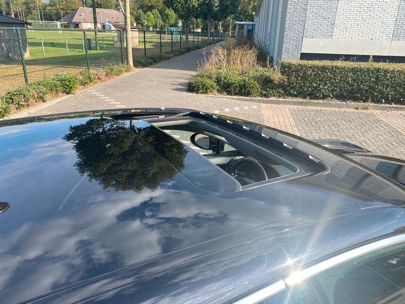 Porsche Panamera • 2012 • 112,000 km 10