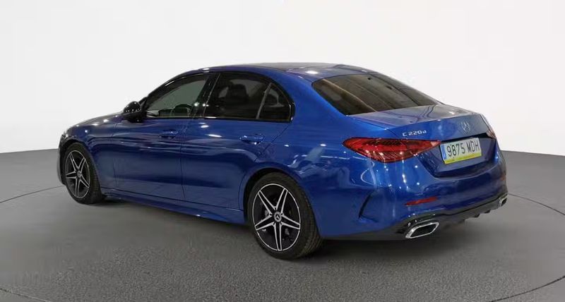 Mercedes-Benz C-Class • 2023 • 87,221 km 5