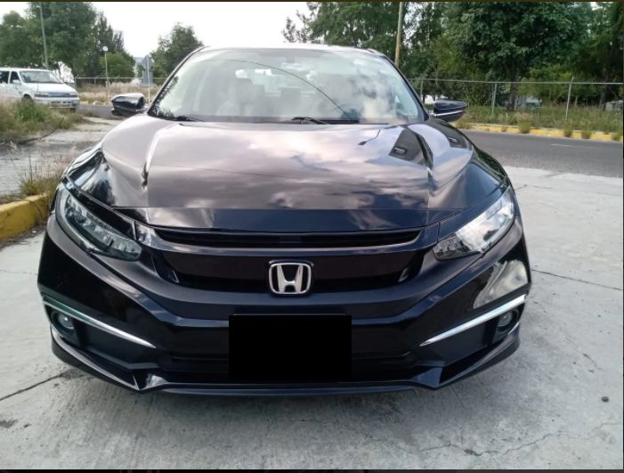Honda Civic • 2020 • 72,000 km 2