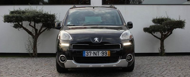Peugeot 108 • 2013 • 72,203 km 1