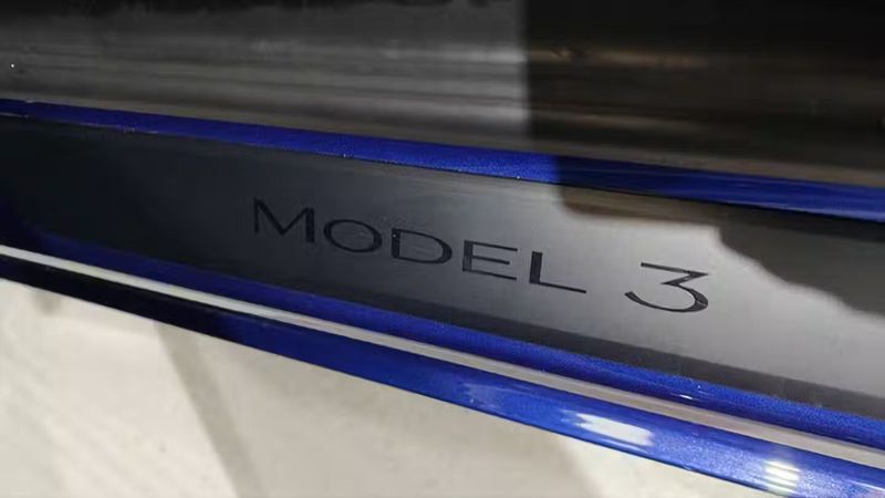 Tesla Model 3 • 2022 • 37,418 km 2