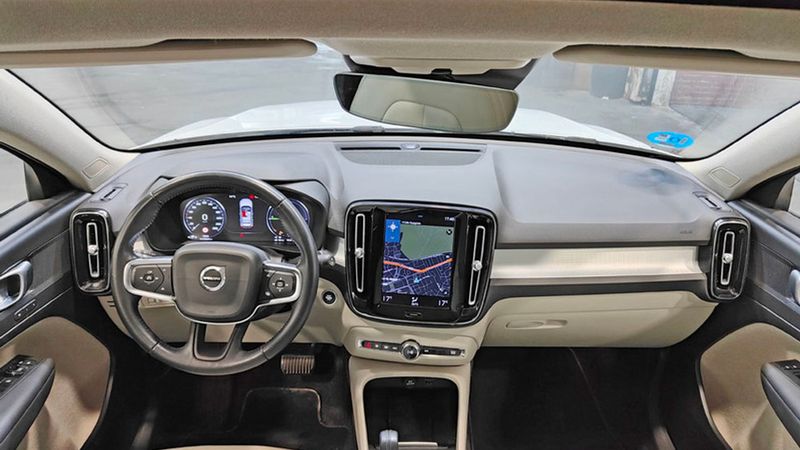 Volvo XC40 • 2020 • 79,263 km 8