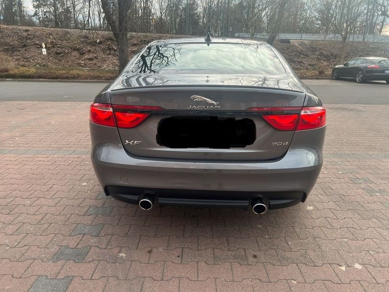 Jaguar XF • 2015 • 120,000 km 2