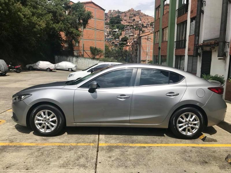 Mazda 3 • 2016 • 90,000 km 1