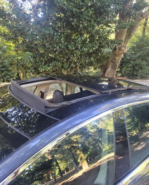 Tesla Model S • 2016 • 149,000 km 9