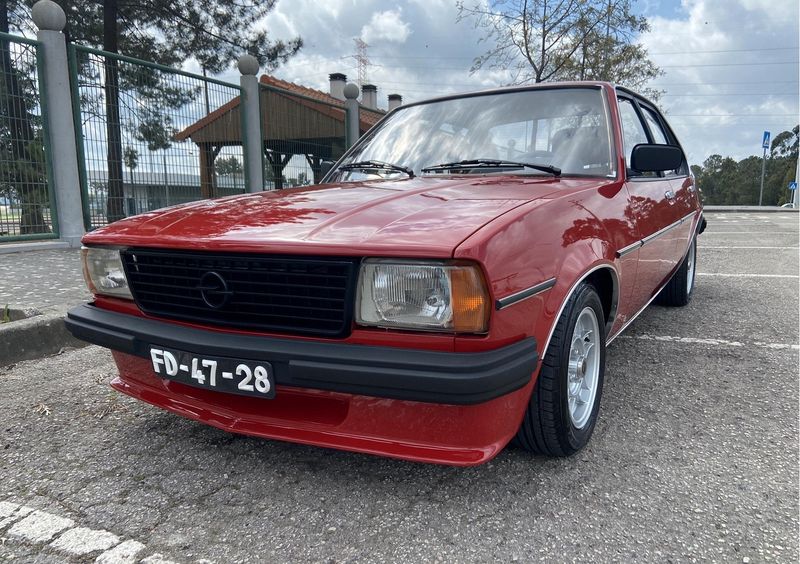 Opel Astra • 1980 • 70,000 km 1