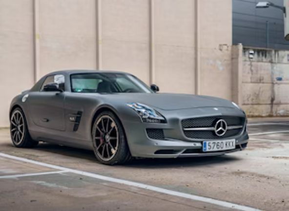 Mercedes-Benz SLS AMG GT • 2013 • 70,000 km 2