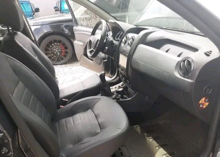 Renault Duster • 2018 • 32 km 3