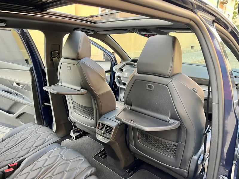 Peugeot 5008 • 2019 • 67,000 km 15