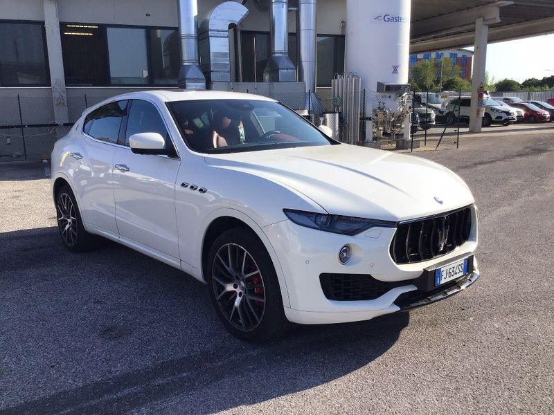 Maserati Levante • 2017 • 113,412 km 2