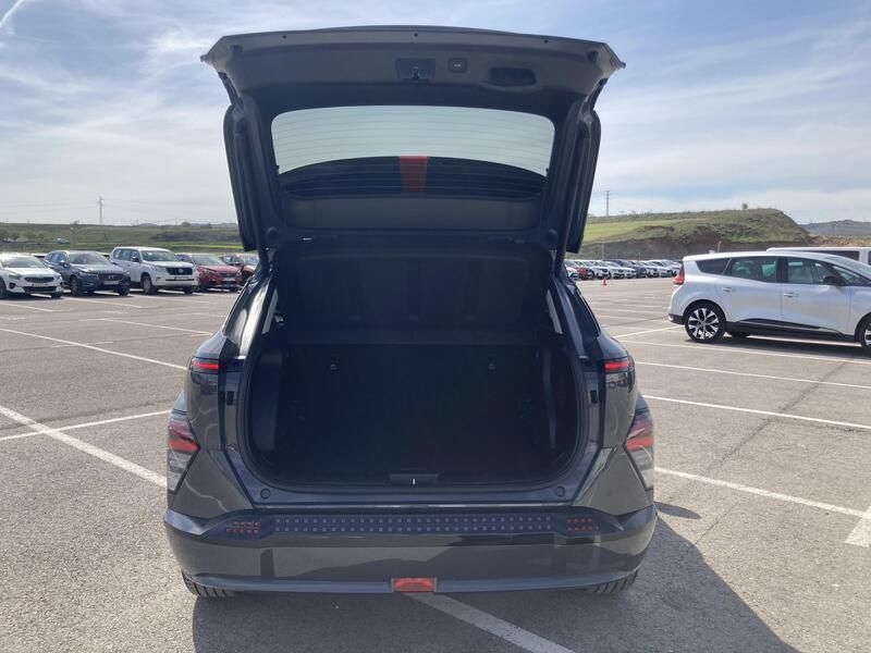 Hyundai Kona • 2024 • 9,678 km 12