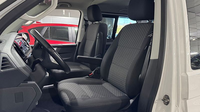 Volkswagen Multivan • 2022 • 78,464 km 15