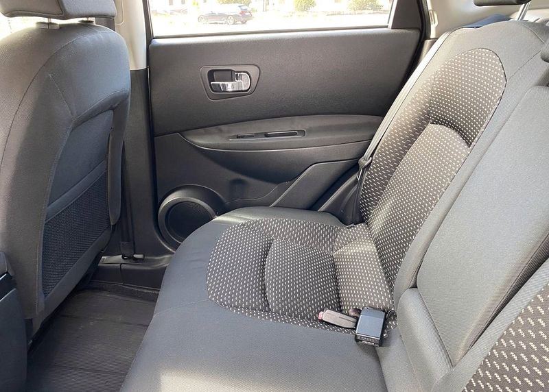 Nissan Qashqai • 2007 • 180,000 km 4