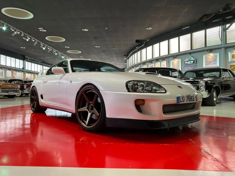 Toyota Supra • 1994 • 242,786 km 1
