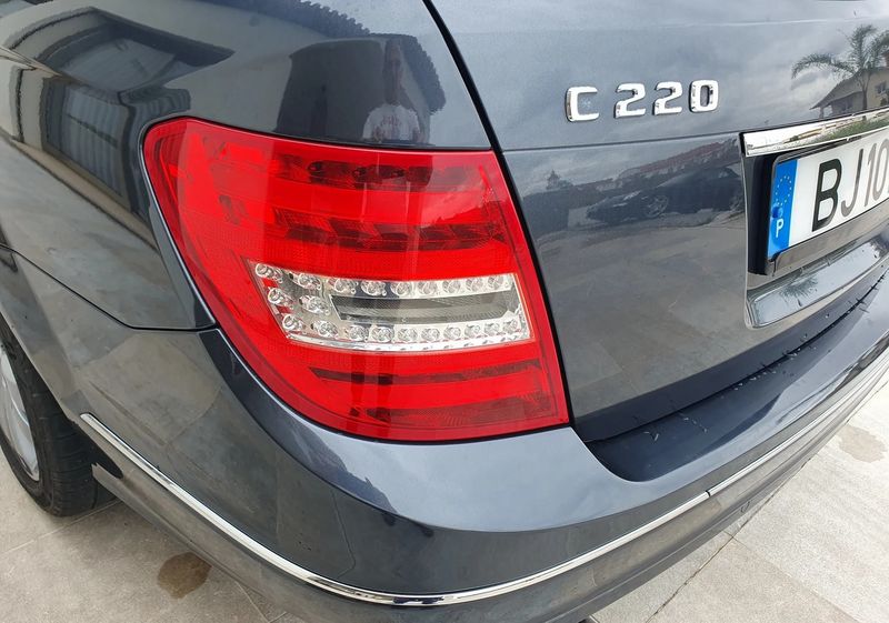 Mercedes-Benz C • 2014 • 222,000 km 5