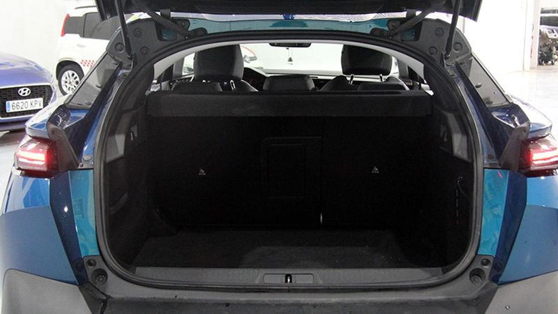 Peugeot 408 • 2023 • 17,173 km 17