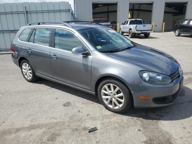 Volkswagen Jetta SportWagen • 2010 • 10,000 mi 1
