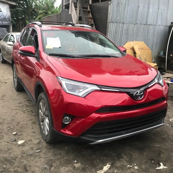 Toyota RAV4 • 2010 • 34 km 1