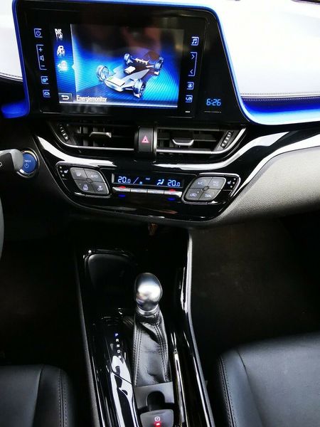 Toyota C-HR • 2017 • 139,800 km 9