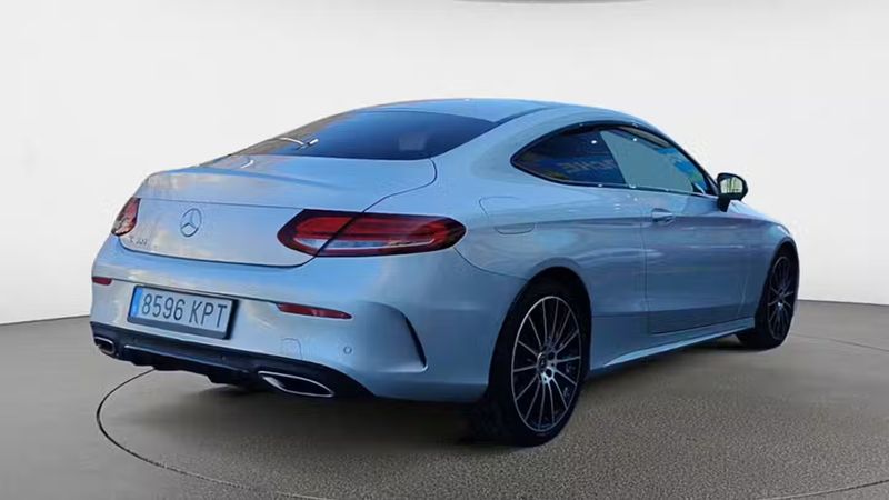 Mercedes-Benz C-Class • 2018 • 62,500 km 3