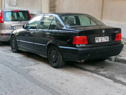 BMW  • 1993 • 200,000 km 1
