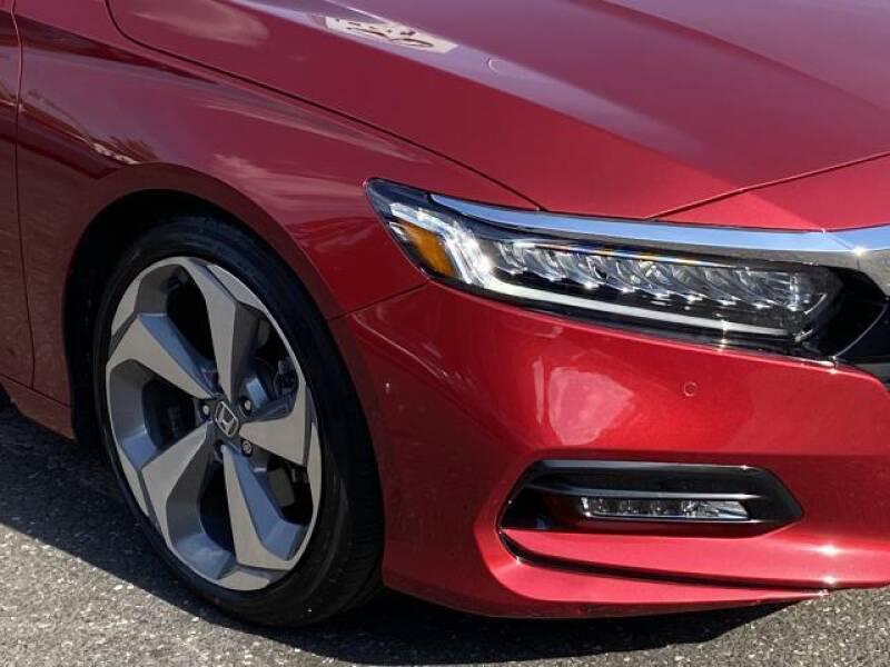 Honda Accord • 2018 • 9,651 km 9