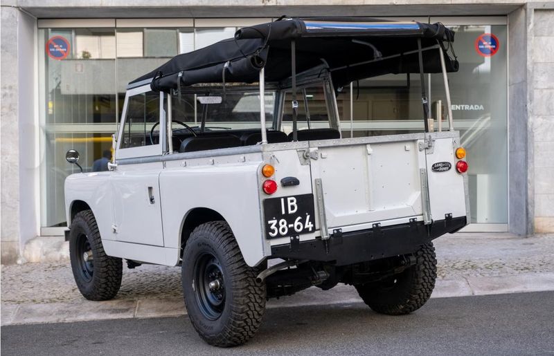 Land Rover Range Rover • 1980 • 10,000 km 2