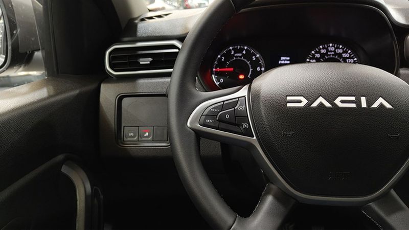 Dacia Duster • 2024 • 2,961 km 20