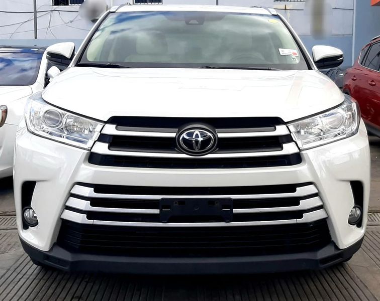 Toyota Highlander • 2018 • 87,000 mi 5