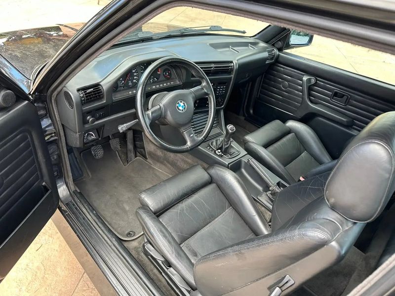 BMW M3 • 1986 • 165,500 km 8