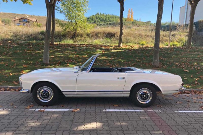 Mercedes-Benz SL-Class • 1966 • 28,000 km 6