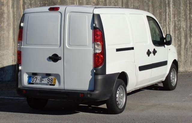 Fiat Doblo • 2009 • 299,999 km 2