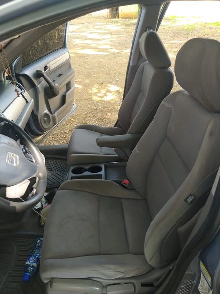Honda CR-V • 2010 • 70,000 mi 6