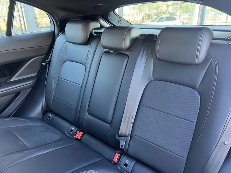 Jaguar I-PACE • 2019 • 65,000 km 9