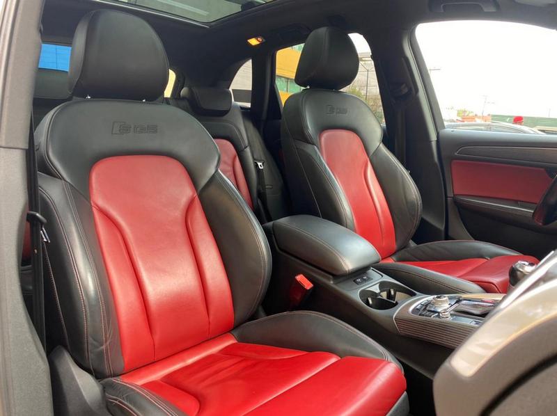 Audi SQ5 • 2015 • 63,000 km 10
