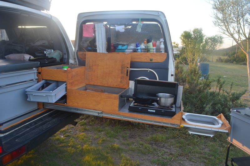 Toyota Land Cruiser • 1998 • 290,000 km 2