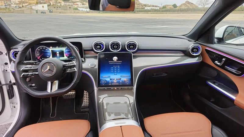 Mercedes-Benz C • 2022 • 16,000 km 9