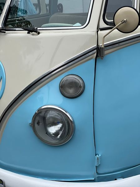 Volkswagen Multivan • 1966 • 43,500 mi 12