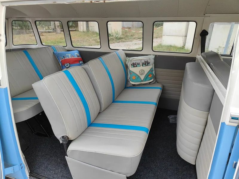 Volkswagen Multivan • 1972 • 21,000 km 7