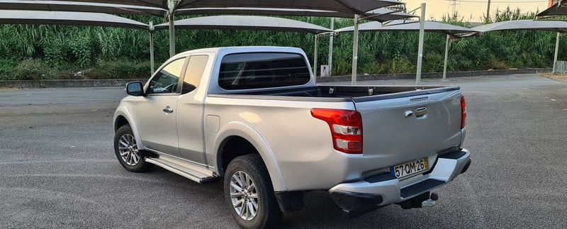 Mitsubishi L200 • 2015 • 290,000 km 2