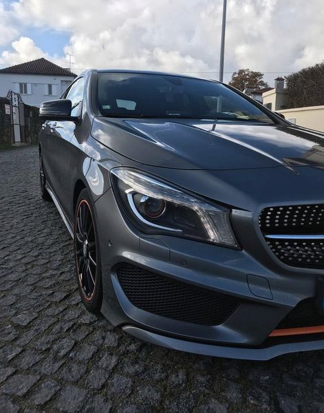 Mercedes-Benz C-Class predecessor W201 190 • 2015 • 80,000 km 2