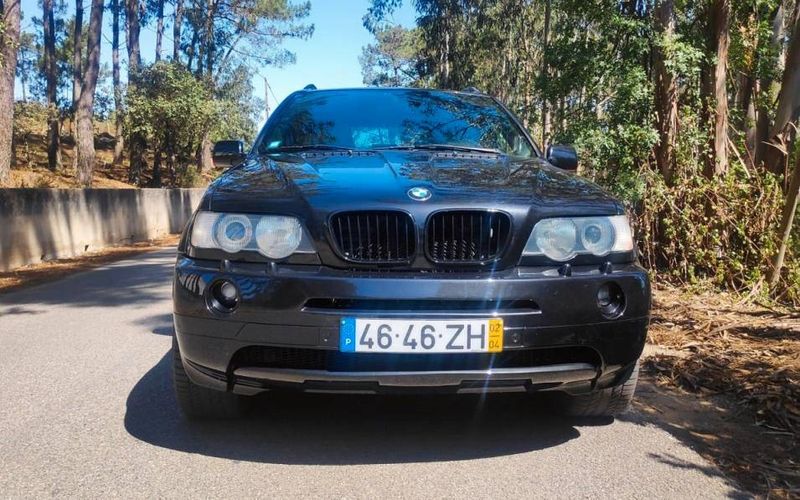 BMW X5 • 2002 • 349,999 km 1