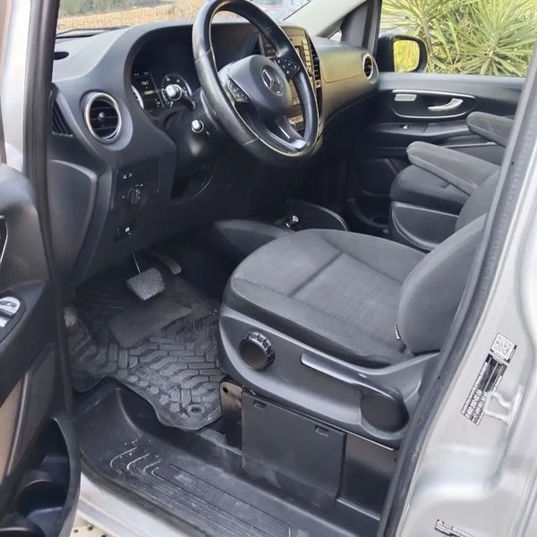 Mercedes-Benz Sprinter • 2019 • 125,500 km 14